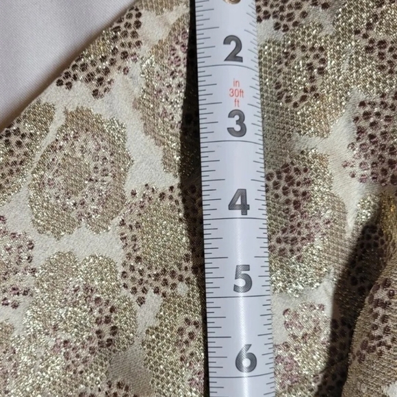 J. Crew Women's Top Size 0 Gold Metallic Floral Brocade Silk Blend Short Sleeve - Picture 10 of 11
